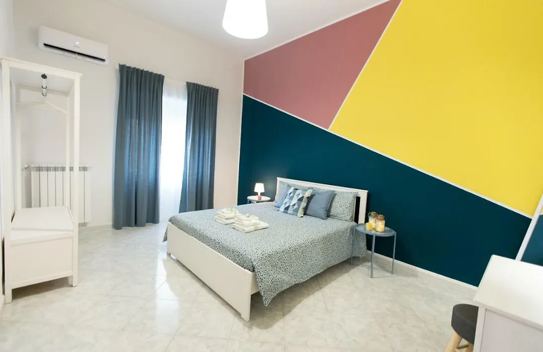 Mona Home-1